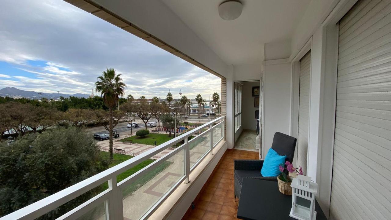 Апартаменты Playa Huelin Apartamento Малага Экстерьер фото